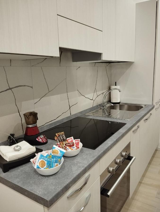 Llhome Bologna Elegante Monolocale Ristrutturato Con Posto Auto Coperto Dış mekan fotoğraf