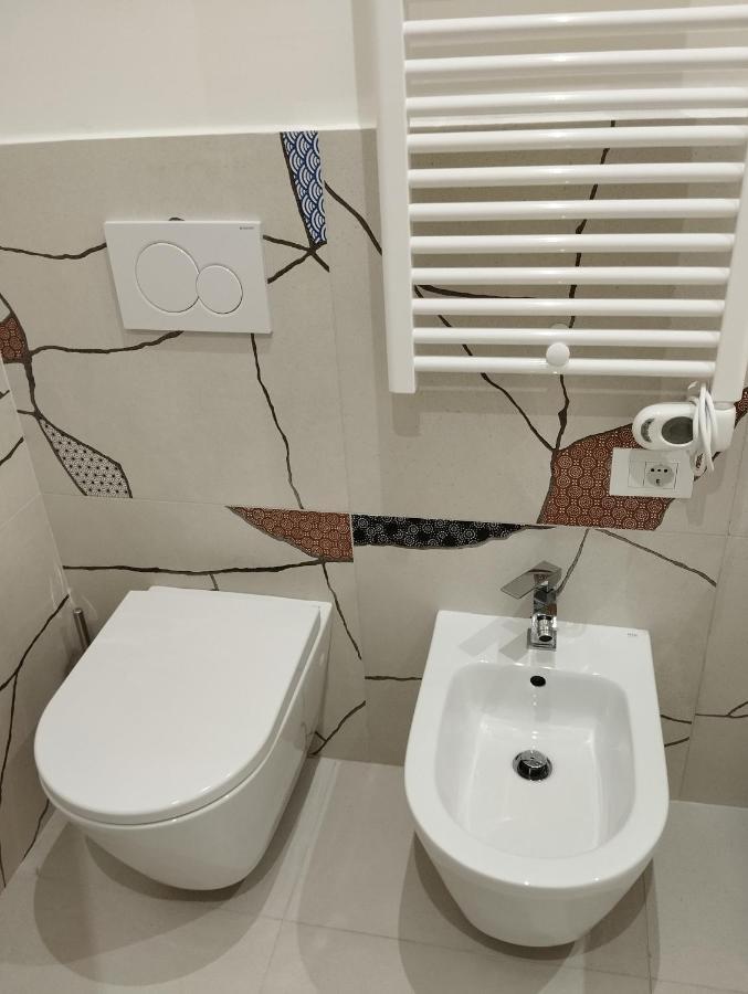 Llhome Bologna Elegante Monolocale Ristrutturato Con Posto Auto Coperto Dış mekan fotoğraf