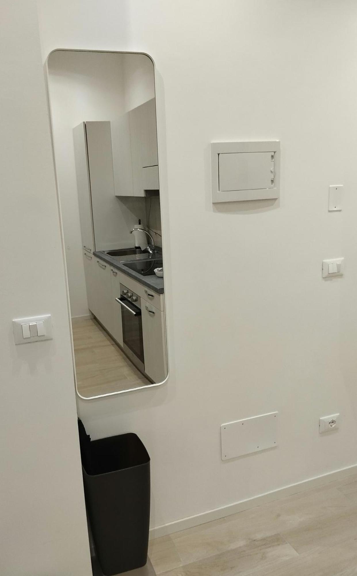 Llhome Bologna Elegante Monolocale Ristrutturato Con Posto Auto Coperto Dış mekan fotoğraf